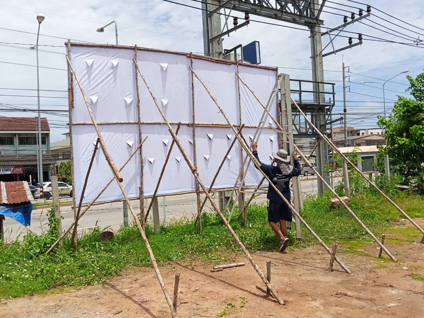 โครงไม้