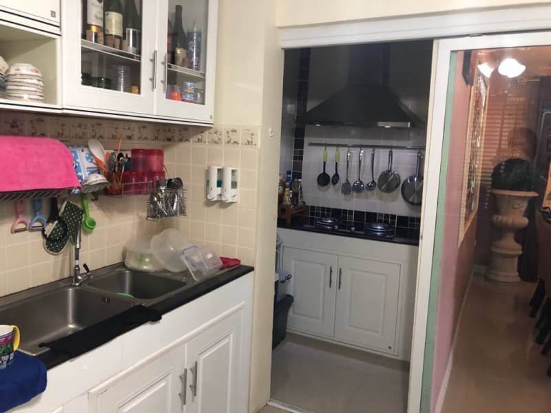 ขายด่วน บ้านเดี่ยวต่อเติมสวยงามทั้งหลัง พื้นที่ 51 ตร.ว ห้องใช้สอย 10 ห้อง ซอยเจริญกาญจน์ ถนนเสรีไทย 41 บึงกุ่ม