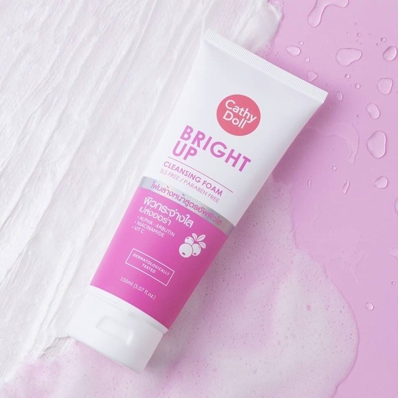 Cathy Doll Bright Up Cleansing Foam 150 ml โฟมล้างหน้า สูตรลดเลือนความหมองคล้