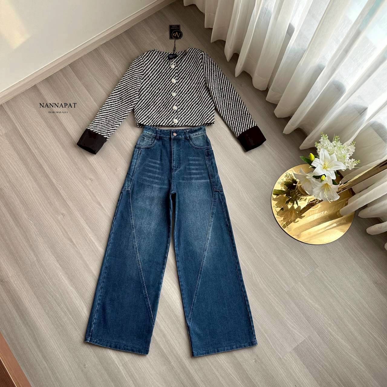 SET เสื้องานผ้าทวิสลายทาง ผ้าคือดีมาก +กางเกงยีนส์แท้ฟอก ทรงสวย ดีไซน์เก์