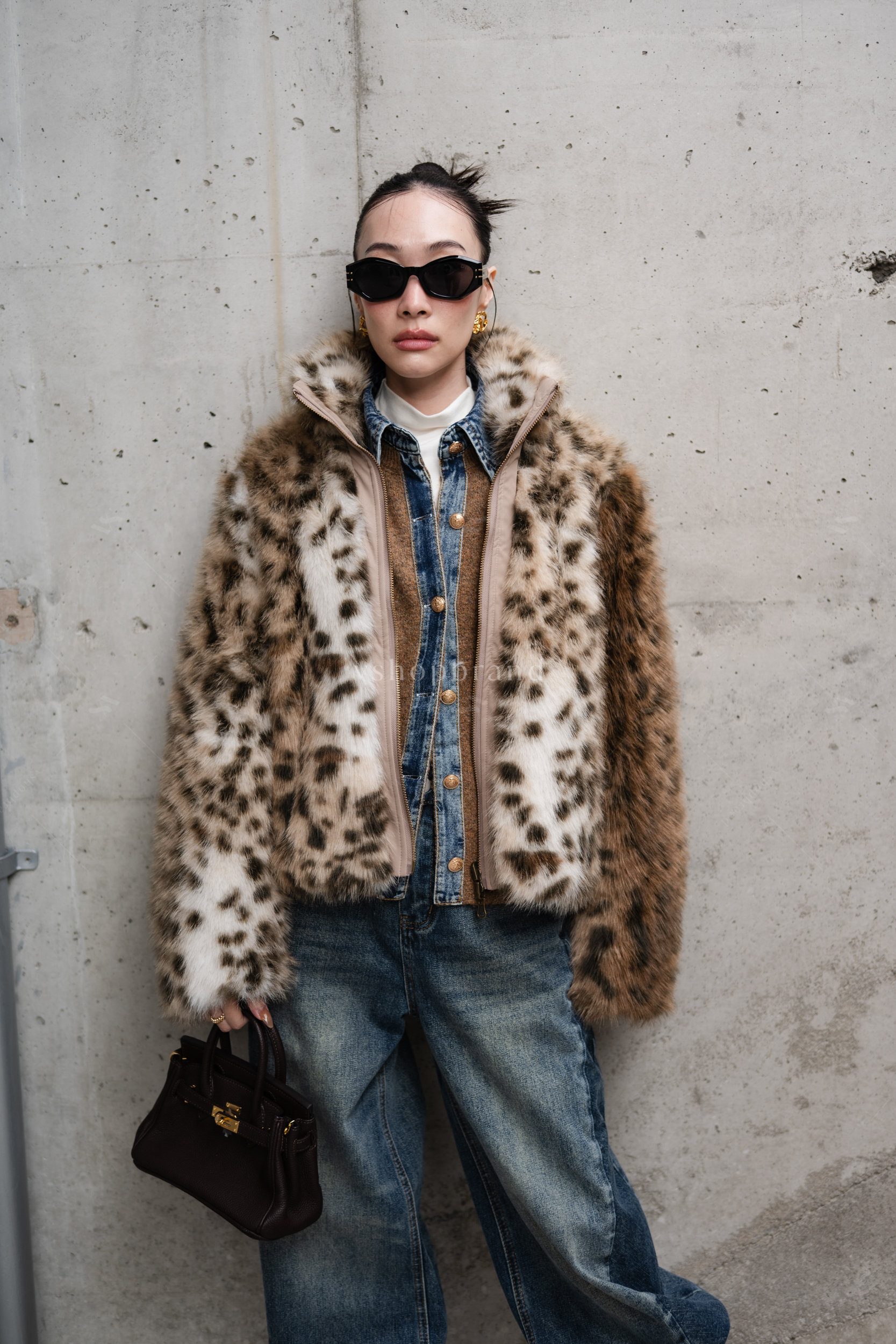 เสื้อคลุมขนเฟอร์ลายเสือดาว