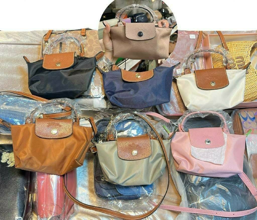 กระเป๋าสะพายมินิปุ๊กปิ๊กน่ารักเก๋ ๆ แบรนด์เนมลอมฌอมป์ Longchamp ขนาด 7 นิ้ว กันน้ำได้