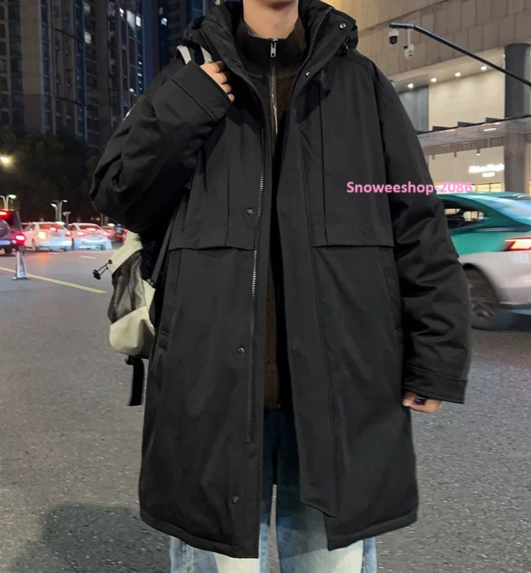 เสื้อโค้ทยาวบุหนา อุ่นได้ถึงติดลบ ไซส์ใหญ่พิเศษ L-8XL และ 3 สีสุดเท่ ใส่เที่ยวต่างประเทศหรือขึ้นเหนือก็เท่ได้ทุกองศา กันน้ำ กันลม กันหิมะครบจบในตัวเดียว ทรงยาวเหนือเข่า ดูแพง ใส่แล้วหุ่นดูสูงเพรียว มีฮู้ดปรับได้ ใส่สบายไม่อึดอัด