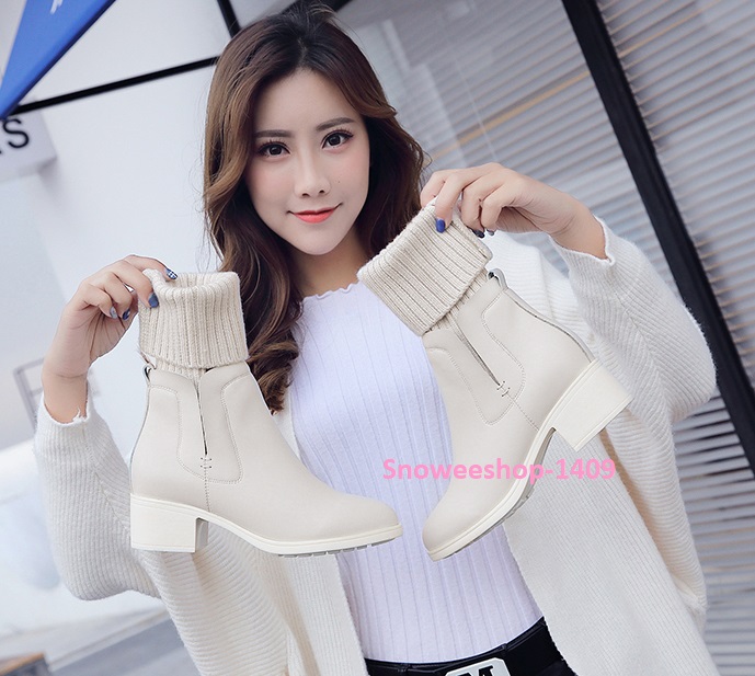 รองเท้าบู๊ทแบบสั้นสำหรับผู้หญิง รองเท้าบู๊ทกำมะหยี่ทรงมาร์ติน เกรดพรีเมี่ยมงานสวยไร้ที่ติใส่แล้วนุ่มสบาย หนังพียูอย่างดี ใส่สวยใส่อุ่นกันหนาวติดลบเอาอยู่