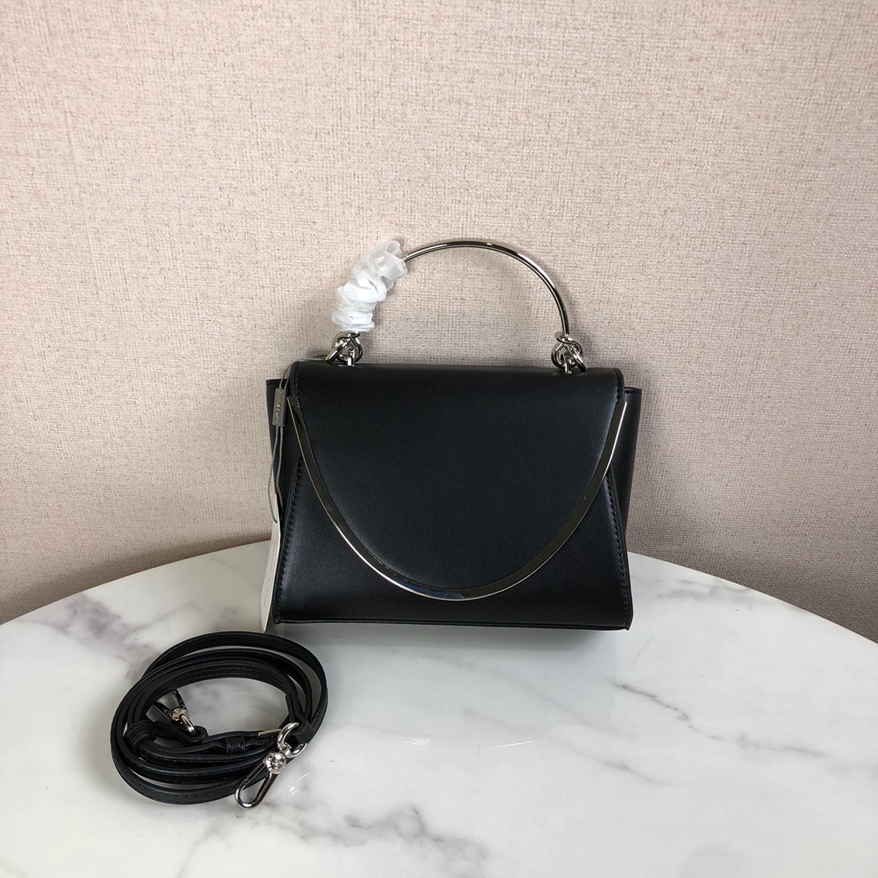 กระเป๋าสะพายแบรนด์เนมชาร์ลแอนด์คีธ CHARLES & KEITH Metallic-Trimmed Front Flap Bag