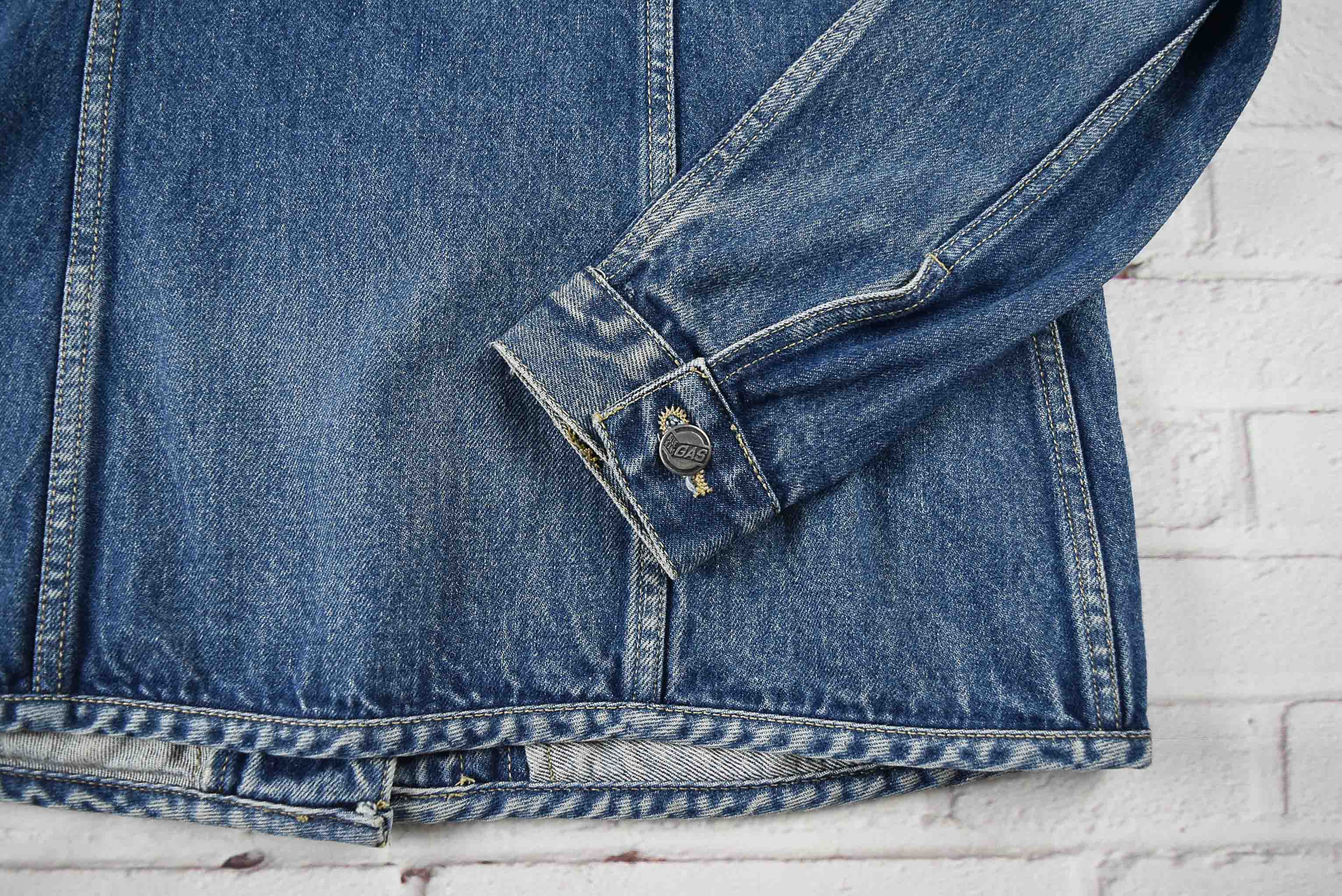 GAS อกจริง 37 ไซส์ M เสื้อแจ็คเก็ตยีนส์ แขนยาว ผู้หญิง สีฟอกเข้ม สภาพสวยใหม่90% ใส่คลุมแนวๆสายวิเทจ ราคานี้คุ้มมาก