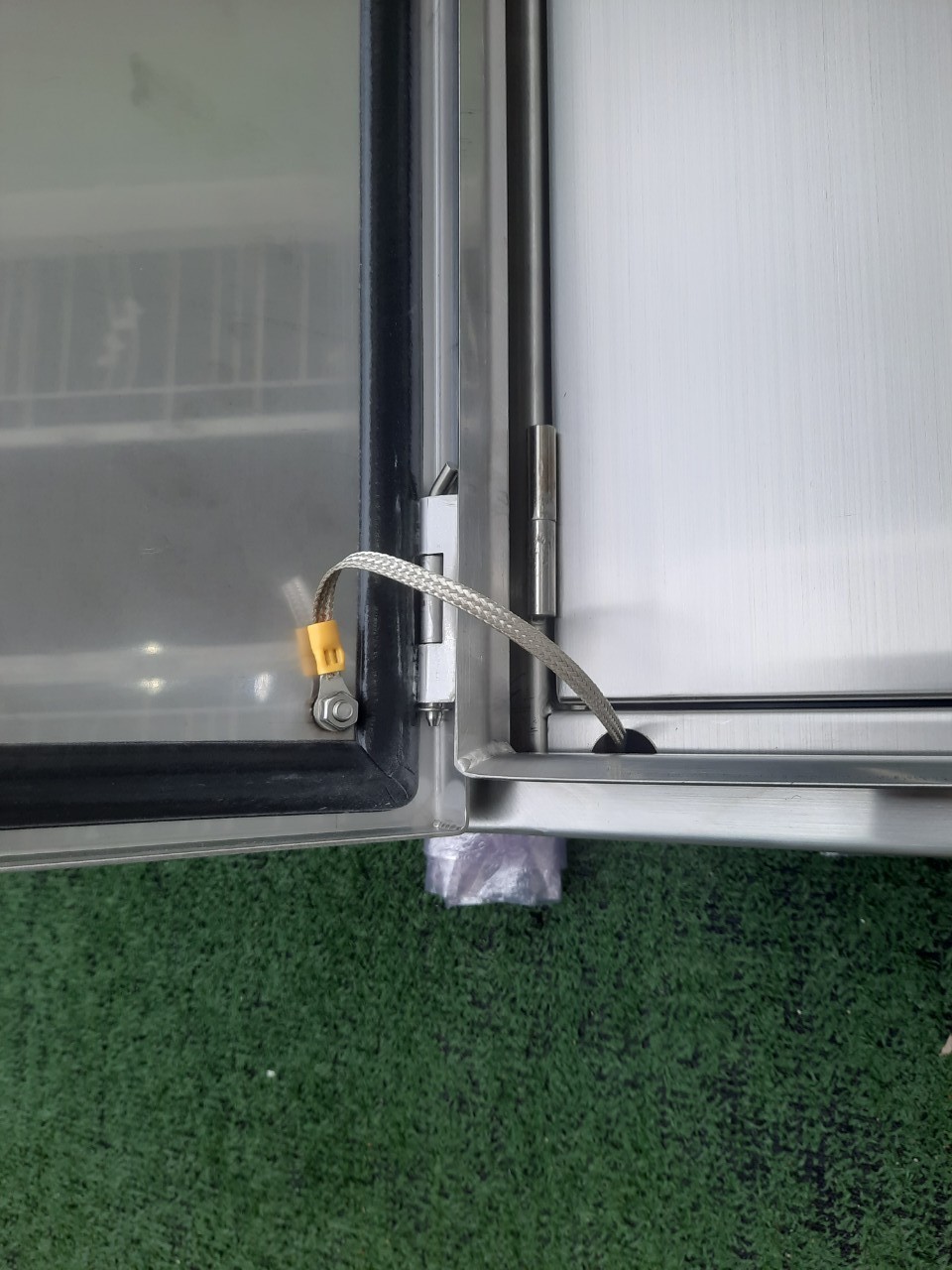 Main LUG 100A ตู้สแตนเลส 304 มีหลังคาสโลป W450xH800xD152mm. (42ช่อง)