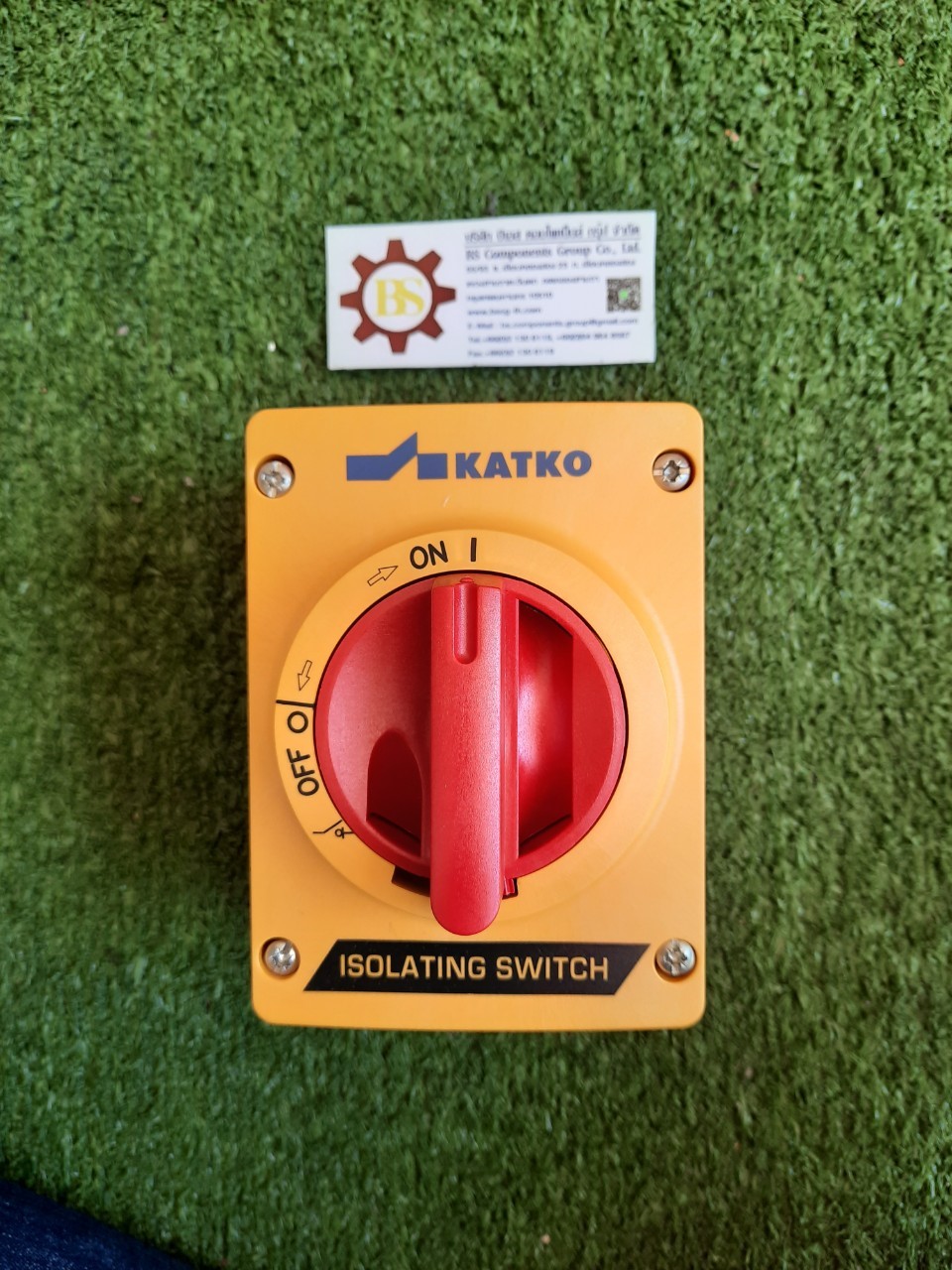 KATKO : ISOLATING SWITCH KEM316U Y/R (เหลือง/แดง) 3P 16A
