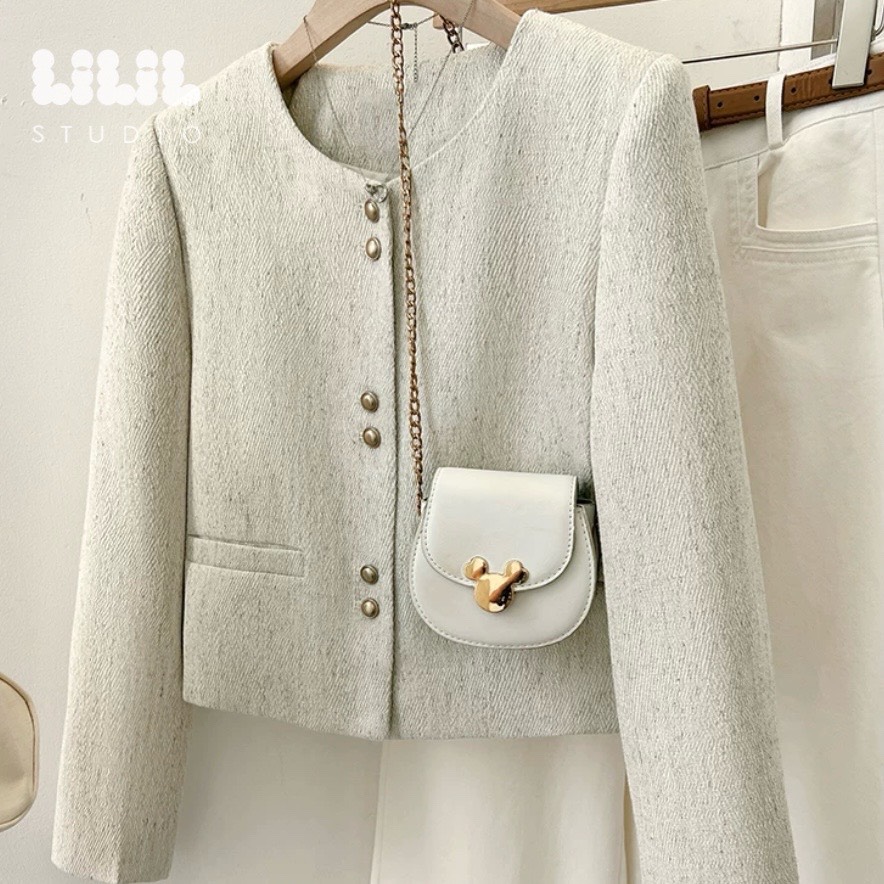 เบลเซอร์Korea style สั่งได้เลยนะคะ ผ้าดูดี cutting เนี้ยบสุด มีซับใน พร้อมส่งค่ะ