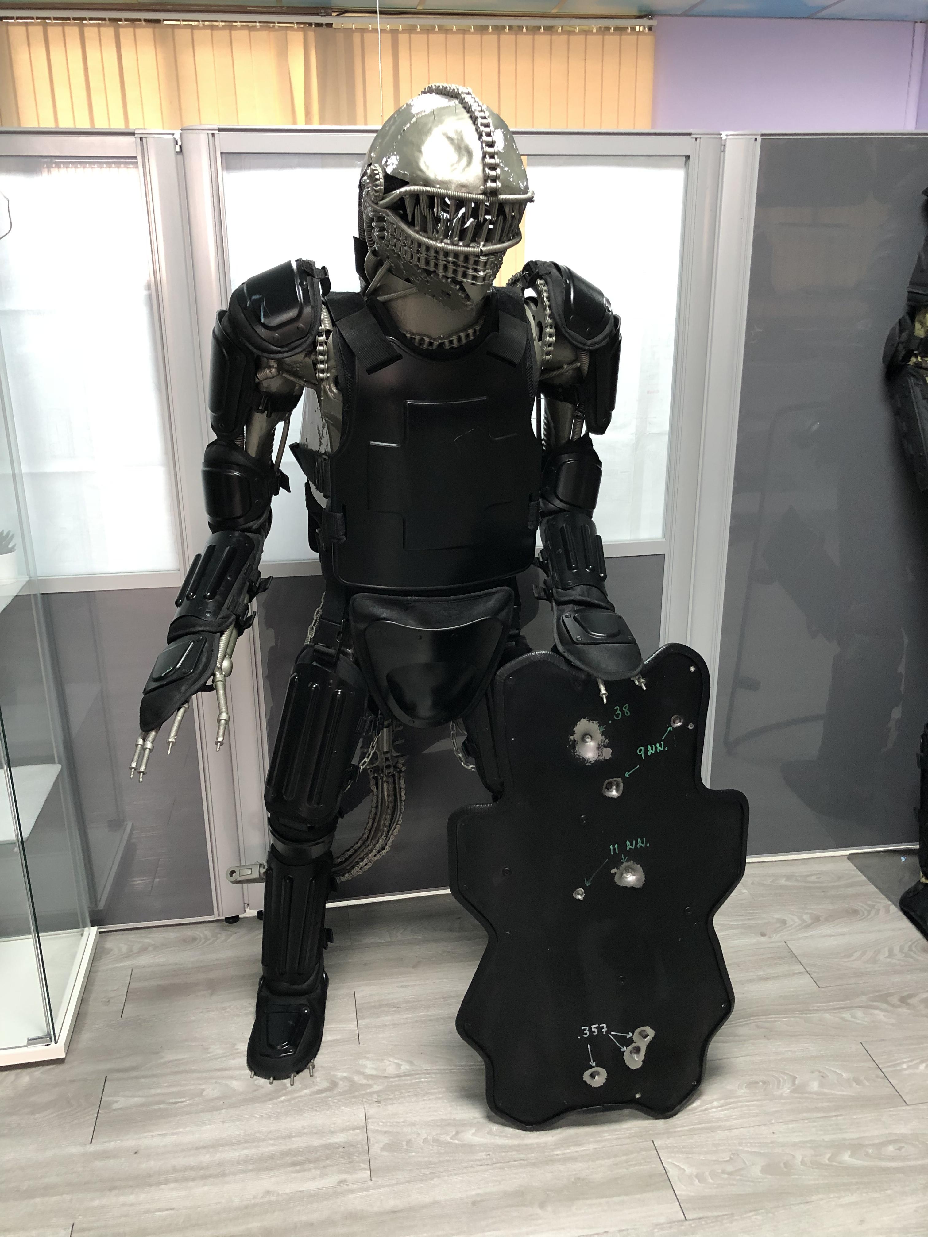 Anti Riot Suit ชุดปราบจราจล