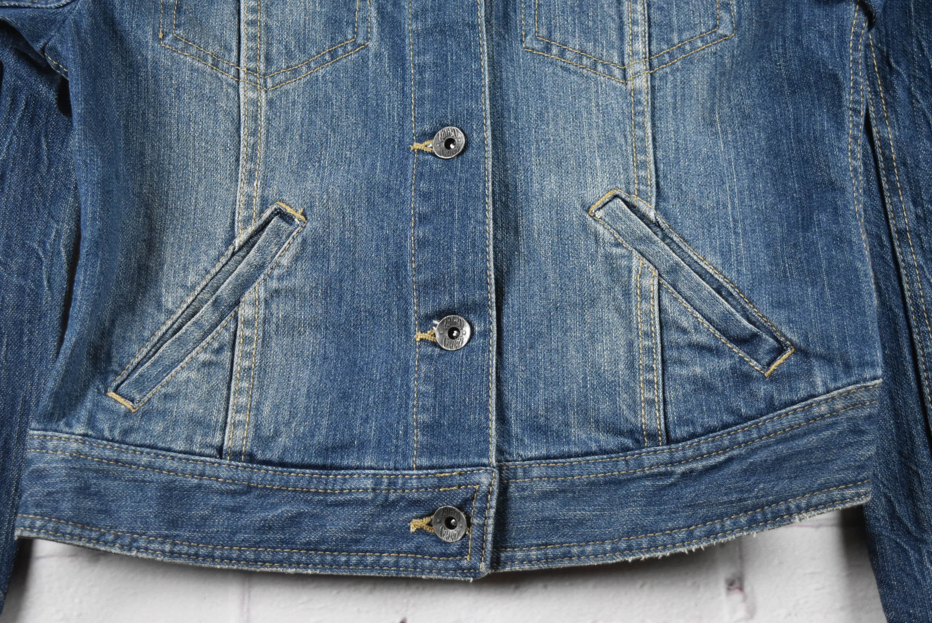 S byP$D อกจริง 33 ไซส์ XS เสื้อแจ็คเก็ตยีนส์ แขนยาว ผู้หญิง ทรงสวยใส่สบาย มีกระเป๋าข้าง