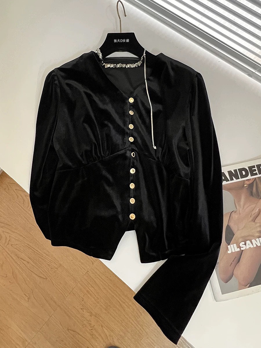 ||| GB SHOP ||| 631#เสื้อแขนยาวกำมะหยี่คอวี งานกระดุมหน้า เนื้อผ้าดี ทรงสวย TAG : 🇰🇷 🇰🇷