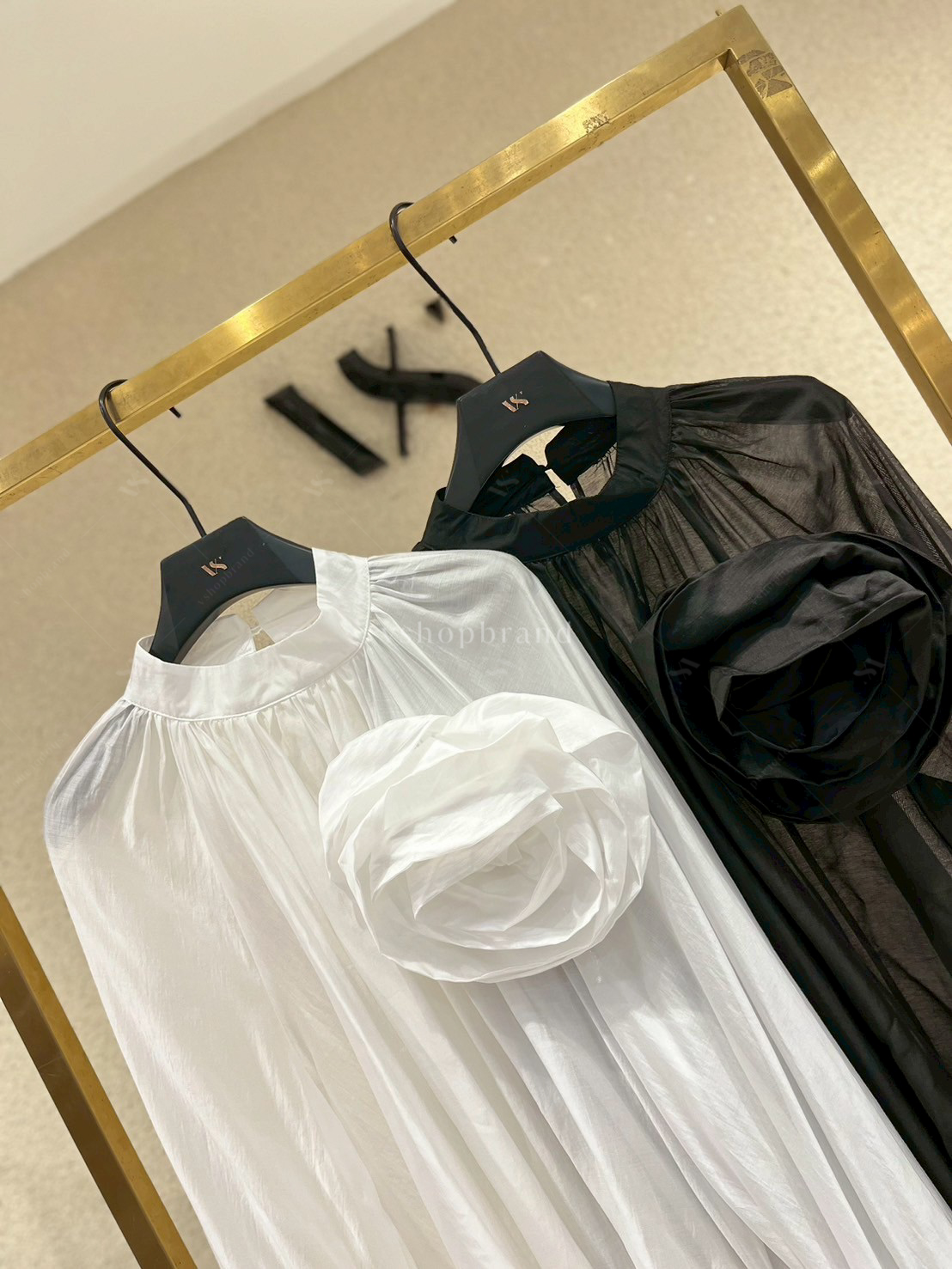 เสื้อแขนยาวซีทรู