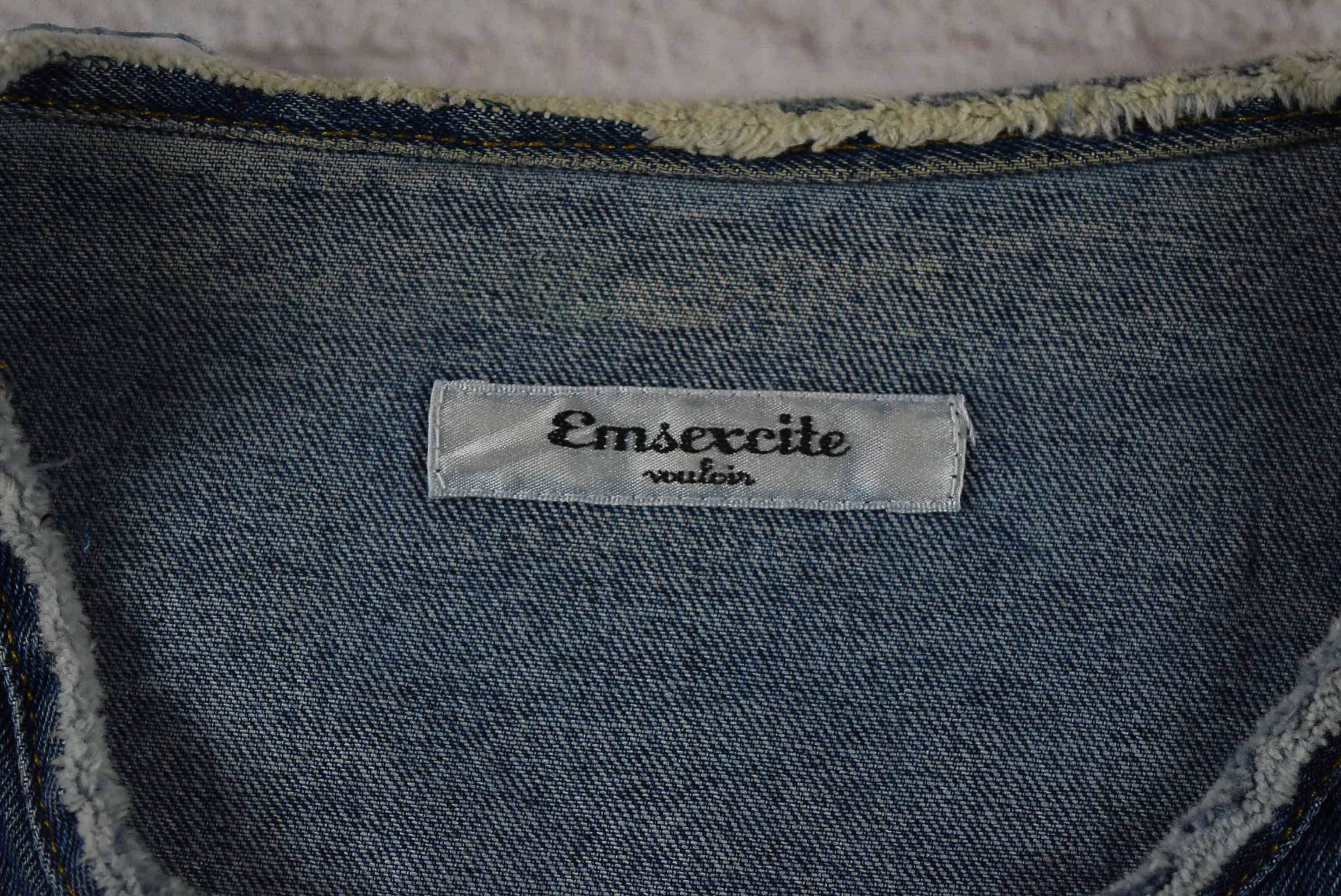 Emsexcite อกจริง 34 ไซส์ S เสื้อแจ็คเก็ตยีนส์ แขนยาว ผู้หญิง คอจีน ทรงสวย เนื้อผ้านุ่มใส่สบาย มีกระเป๋าข้าง