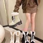 รองเท้าบูทหิมะสำหรับผู้หญิง มี 3 สี กากี ดำ เขียว รองเท้าบูทสไต Retro บูทหนังสังเคราะห์ผ้านุ่มคุณภาพสูง บูทใส่สบายไม่บีบเท้า พื้นทนต่อการสึกหรอ บุขนด้านในหนา น้ำหนักเบาเหมาะสำหรับเดินนาน ไซ 35 ถึง 40