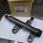 แม่ปั้นครัชบน HINO F 18 3/4 " [ 31420 - 1410 ] TCNEY