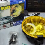 DENJI [ DJ100 ] ไฟสปอร์ตไลท์ วงกลม 7 นิ้ว มีไฟหรี่ เลนส์แก้ว สีเหลือง H3 12V 100 W หรือ 24V 100 W โคมไฟ รถยนต์ เกรดA ราคาดวงละ
