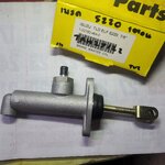 แม่ปั้นเบรค ISUZU 220 7/8 " BRAK MASTER CYLINDER [ 1-22190-464-0 ]