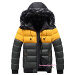เสื้อขนเป็ดผู้ชายใส่กันหนาวติดลบฮู้ดเฟอร์ถอดแยกได้ ใส่ได้ 2 แบบ ปกคอตั้งทรงเบสิค ปลายแขนจั้มยืดได้ช่วยให้อุ่นขึ้น มาพร้อม 6 เฉดสี รอบอกถึง 49 นิ้ว