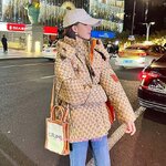 เสื้อกันหนาวแบรนด์ดัง ฟังก์ชั่นครบใส่ติดลบ 40 ทรงโอเวอร์ไซมีหมวกฮู้ด แต่งปกคอสูง ซิปและกระดุมสองชั้น กันหนาว กันลม กันหิมะ มาพร้อม 2 เฉดสี