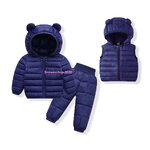 เสื้อโค้ทกันหนาวเด็กเล็ก เซ็ท 3 ชิ้น ใส่ไปต่างประเทศก็มั่นใจ เที่ยวสนุกได้ทุกที่ ใส่ได้ 3 แบบในชุดเดียว 👉 คุ้มยิ่งกว่าคุ้ม! กันน้ำ กันลม กันหนาวติดลบ 8 สีสดใสให้เลือก ไซส์ 80–120 cm