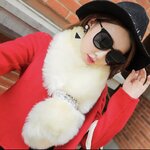ผ้าพันคอขนเฟอร์ FurScarf เพิ่มความอุ่นใส่กันหนาวสวยหรู