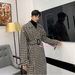 เสื้อโค้ทผู้ชายลายสก๊อต สไตส์วินเทจอังกฤษ ทรงโอเวอร์ไซส์ ผ้าวูลตัวยาวซับในหนาแต่งเข็มขัดเข้ารูป ขนาดรอบอกถึง 50 นิ้ว