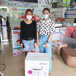 ขอขอบคุณลูกค้าซื้อ Yuwell 8F-5AW เครื่องผลิตออกซิเจน ขนาด 5 ลิตร พ่นยาได้ บริจาคให้กับโรงพยาบาลค่ะ