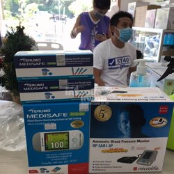ขอขอบคุณลูกค้า ซื้อ Microlife BP 3AR1-3P เครื่องวัดความดันโลหิตดิจิตอล และ Terumo Medisafe Fit Smile เครื่องตรวจวัดระดับน้ำตาล จากศูนย์เครื่องมือแพทย์หาดใหญ่ค่ะ