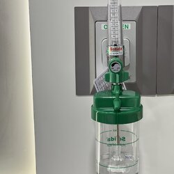 จัดส่ง ติดตั้ง O2 Flowmeter+Adapter Puritan+ขวดน้ำให้ออกซิเจน ให้ลูกค้าที่คลินิกค่ะ ขอขอบคุณที่เลือกซื้อสินค้าและบริการจากศูนย์เครื่องมือแพทย์หาดใหญ่ค่ะ