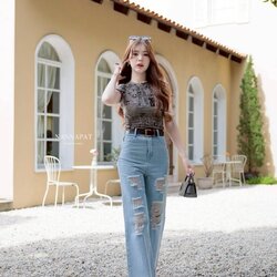 TAG :: NANNAPAT (NP) SET เสื้อผ้ามีเท็คเจอ +กางเกงยีนส์แท้ฟอกซีดแต่งขาดอย่างชิค+เข็มขัดมาให้แม็ช เซ็ทนี้ได้ไป 3 ชิ้น