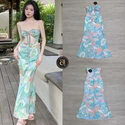 เดรสเกาะอก ทรงเข้ารูป ดีเทลแต่งเว้าหน้า มาพร้อมสายผูกโบว์หน้า อกเสริมฟองน้ำ ปลายชายกระโปรงแต่งเป็นทรงหางปลา เนื้อผ้าลายพิมพ์ลากสีโดดเด่น สวยงามมากๆค่ะ มีซิปหลัง ชับในอย่างดี สวย สับแบบตัวแม่ ห้ามพลาด
