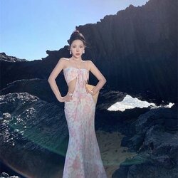 ชุดเซ็ท 2 ชิ้น เสื้อครอปสาย เดี่ยวคล้องคอ + กระโปรงยาว ผ้ารูปสวยเนื้อพริ้วพิมพ์ลาย งานดีมากใส่สบายค่ะ