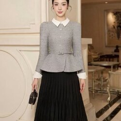 Label :: RAMI-PAPHA(รมิปภา) เซตเสื้อแขนยาวสีสวยผู้ดีมากๆค่าา เนื้อผ้าเกรดพรีเมี่ยม ดีเทลแต่งปกและปลายแขนสีขาว ตัดกันสวยหรู แต่งกระดุมหน้าสวยหรู มีฟองน้ำ ซับในอย่างดีทั้งตัว ซิปหลัง **เนื้อผ้าดีสวมใส่สบาย