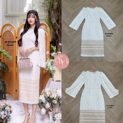 เดรสพิมพ์ลายไทบประยุกต์ คอกลมปลายแขนผ่าทั้งสองข้าง งานสวยพิมพ์ลายคมชัดเนื้อผ้าดีมีซับใน ปลายชายกระโปรงด้านหลังผ่าหลัง