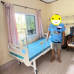 🏠 จัดส่ง ติดตั้ง พร้อมสาธิตการใช้งานถึงบ้านค่ะ 💙 ส่งมอบ เตียงผู้ป่วย 2 ไกร์ มือหมุน ให้ลูกค้าถึงบ้าน พร้อมติดตั้งและสาธิตวิธีการใช้งานเบื้องต้น เพื่อให้ลูกค้าและผู้ดูแลสามารถใช้งานได้อย่างถูกต้องและมั่นใจค่ะ 🛏️✨ ขอบพระคุณลูก
