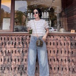 Tag 🔖 :Athena (อธีน่า) Brand Detail :: เสื้อ+กางเกง เสื้อดีไซน์แต่งระบายลูกไม้เป็นชั้นๆ มีซับใน มีซิปข้าง ทรงน่ารักสุดๆ แมตช์มาคู่กับกางเกงยีนส์ฟอกขายาวทรง8ส่วน ดีไซน์แต่งกุ๊นขอบลูกไม้ มีกระเป๋าใช้งานได้จริง