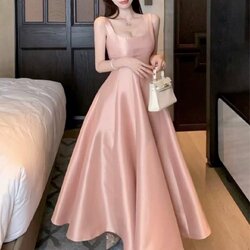 เดรสแขนกุดคอกลมแพทเทิ้นเป๊ะ มาในสีชมพูกระโปรงบาน ใส่สวยมาก ปังปุริเย้แน่นอนค่า