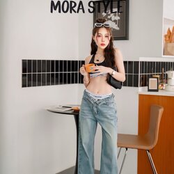 Set 3 ชิ้น เซ็ตบราตัวในพร้อมกางเกงแต่งขอบโลโก้อย่างดี ผ้ายืดหยุ่นใส่สบาย มาพร้อมกับกางเกงยีนเอวสูง ขากระบอกใหญ่ ทรง baggy มาในลุคเท่ๆ เอาใจสายสปอร์ตคูลๆโดยเฉพาะเลยค่