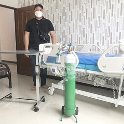 จัดส่งเตียงไฟฟ้าราวปีกนก ที่นอนเจล พร้อมอุปกรณ์อื่น ๆ ให้ลูกค้าเรียบร้อยค่ะ --------------------------------------------------------------------- คิดถึงเครื่องมือแพทย์ต้องที่ #ศูนย์เครื่องมือแพทย์หาดใหญ่ค่ะ โทร. 0873960225 Inbox : m.me/1806588052956118 ma