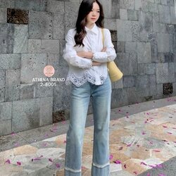 Tag 🔖 :Athena (อธีน่า) Brand Detail :: เสื้อ+กางเกง เสื้อแขนยาวคอปกดีไซน์ตัดต่อแต่งผ้าลูกไม้ ด้านหน้าแต่งกระดุมเรียงและกระเป๋าสามารถใช้งานได้จริง เนื้อผ้าใส่สบาย แมตช์มาคู่กับกางเกงยีนส์ฟอกขายาว