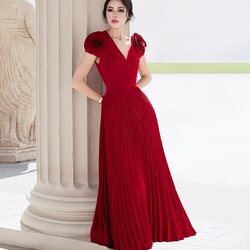 Label : LUXE ☑️เดรสเสื้อคอวีแขนกุด กระโปรงพลีทรอบตัว ☑️ทำจากผ้าคอตตอน โพลีเอสเตอร์ ผ้าเนื้อแน่นเป็นทรง มีน้ำหนัก ☑️มีซิปซ่อนและซับใน