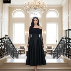 ☑️ เดรสเสื้อแขนยาวเปิดไหล่ กระโปรงยาวคลุมเข่า แขนเสื้อซีทรู ☑️ ตัวชุดทำจากผ้าไหมดัตเชส แขนเสื้อทำจากผ้าเน็ตเนื้อนุ่มยืดหยุ่น ☑️ คัทติ้งประณีต มีซิปซ่อนและซับใน