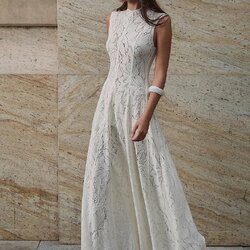 เดรสแขนกุด กระโปรงยาวบาน เนื้อผ้าลูกไม้นิ่ม ทรงสวย แพทเทิ้ลเป๊ะยิ่งกว่างานตัดเลยจ้า มีซับใน ในตัว ซิปหลัง ผ้าลูกไม้นุ่มใส่สบายสุดๆ ใส่ไปไหนก็ไฮโซจ้า