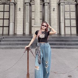 Set เสื้อยืดสีดำลายน้องหมาอ่านหนังสือ แมตกางเกงยีนเอวจั้มสม็อต ที่ขาแต่งขาด งานยีนเนื้อนิ่ม แพทเทิลนี้กำลังฮิต แต่งแมตได้หลายแบบเท่แน่นอนจ้า #9056