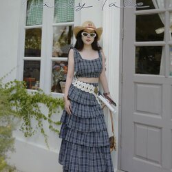 Set เสื้อสายผูกเอวจั้มผ้าลายสก็อตสีน้ำเงิน กระโปรงระบายชั้นๆๆ กระโปรงพองๆๆ ใช้ผ้าเยอะมากกก งานสวยใส่ถ่ายรูปสวยสุดๆๆ ใครได้ไปรับรองไม่ผิดหวังงงค่า #251299