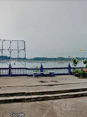 ขายบ้าน 166.3 ตารางวาบรรยากาศดีใกล้ริมฝั่งแม่นํ้าโขงหลังตลาดสดวัดบ้านธาตุ อำเภอเมืองหนองคายพื้นที่กว้างขวางพร้อมสำหรับทุกคนในครอบครัวเหมาะแก่การพักอาศัยการเดินทางสะดวกสบาย