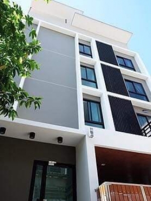 ขายอพาร์ทเม้นใหม่สวยหรูราคาถูก กทม.ห้วยขวาง ตึก4ชั้น คลิกดูรูปเพิ่มเติม