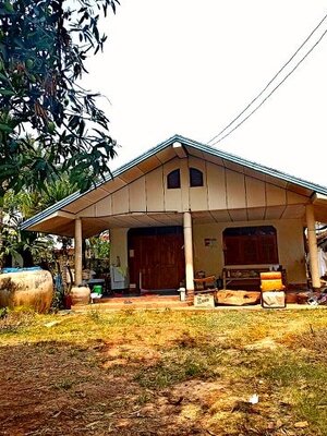 ขายบ้่านพร้อมเข้าอยู่มีพื้นที่สวนกว้างขวาง125ตรว.พร้อมสำหรับทุกคนในครอบครัวติดถนนคมนาคมสะดวกใกล้ รร.บ้านนาด่าน 277 เมตร บรรยากาศดีเงียบสงบ อ.สุวรรณคูหา จ.หนองบัวลำภู