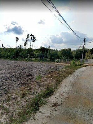 ขายที่ดินสวนผสมมะปราง,มังคุด,ทุเรียนพร้อมบ่อนํ้าอำเภอเมืองระยองเนื้อที่ 10 ไร่ 2 งาน 25 ตารางวา ใกล้ตลาดนัดอบต.นาตาขวัญ 4.5 กม.ใกล้ตัวเมืองระยอง 10 กม.